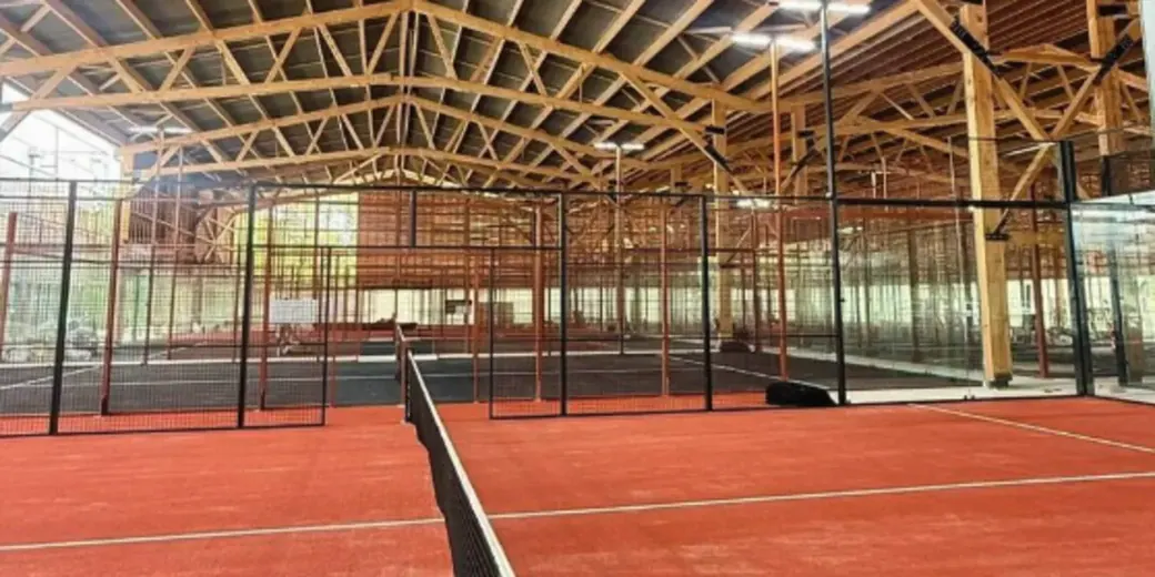Terrains de padel indoor de Padel 33 Villenave-d’Ornon
